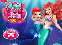 Ariel Se Joaca cu Bebelusul