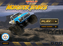 Cascadorii cu Monster Truck