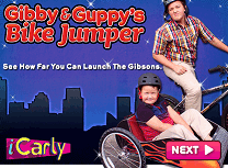 Gibby si Guppy cu Motocicleta