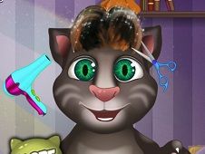 Bebelusul Talking Tom de Coafat